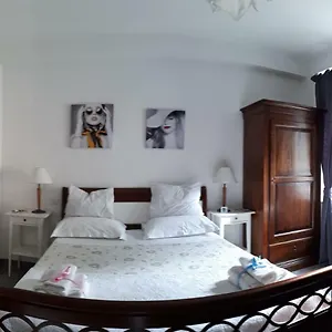 https://oro-rosso-rooms-locazione-turistica.it-tuscanyhotel.com